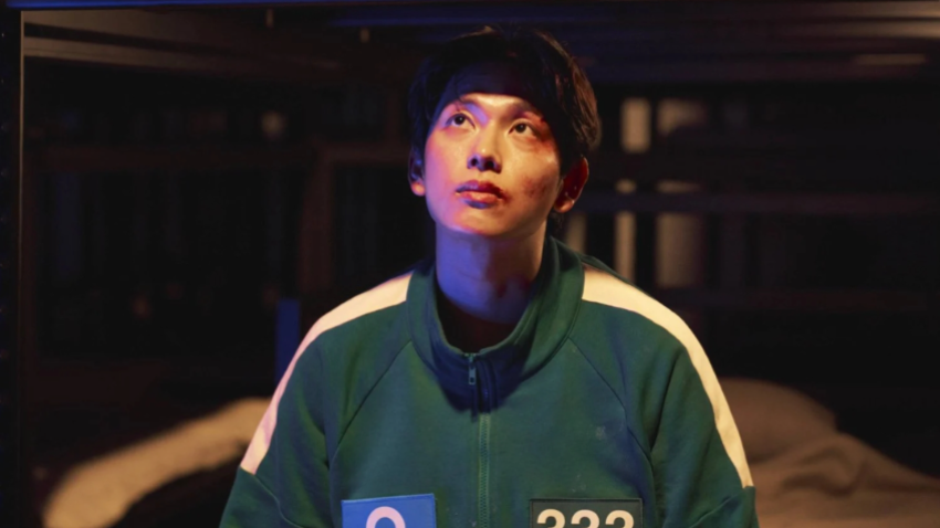 Im Si Wan dalam potongan serial netflix Squid Game 2 [Hancinema]