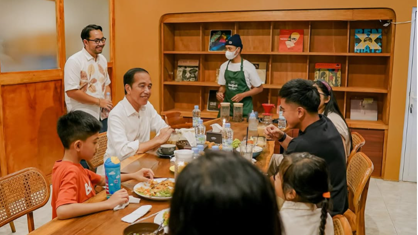 Keluarga Jokowi hadir di soft opening kafe baru Kiky Saputri (Instagram)