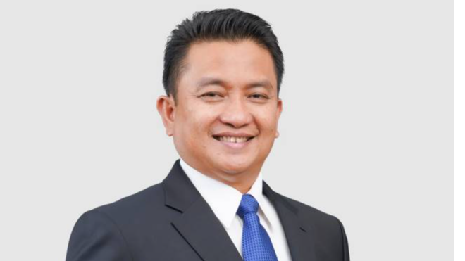 Ahmad Dani Virsal, Direktur Utama PT Timah Tbk (https://timah.com/blog/tentang-kami/direksi.html)