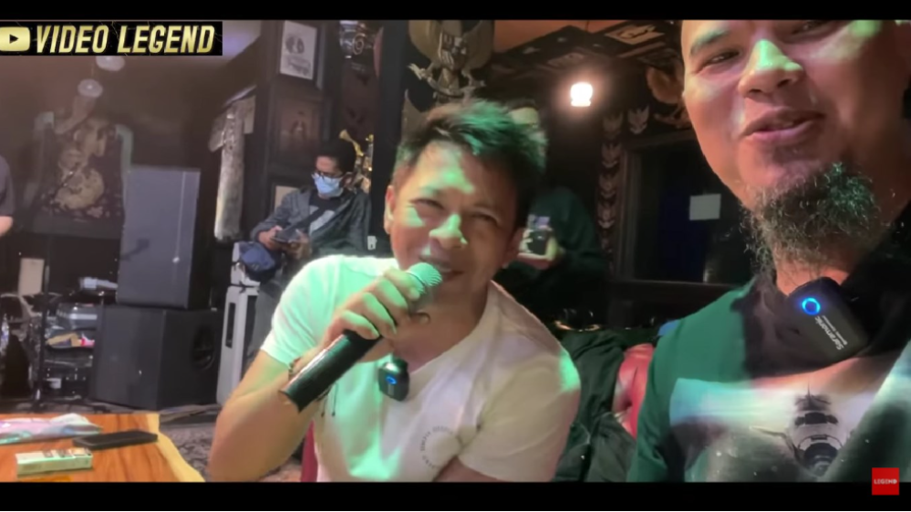 Momen Ariel NOAH Karaokean Bareng Ahmad Dhani (YouTube/Video Legend)